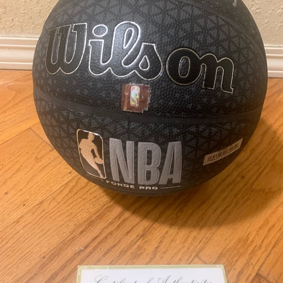 Kobe Bryant Signature Basketball With Certification. - Picture 2 of 2